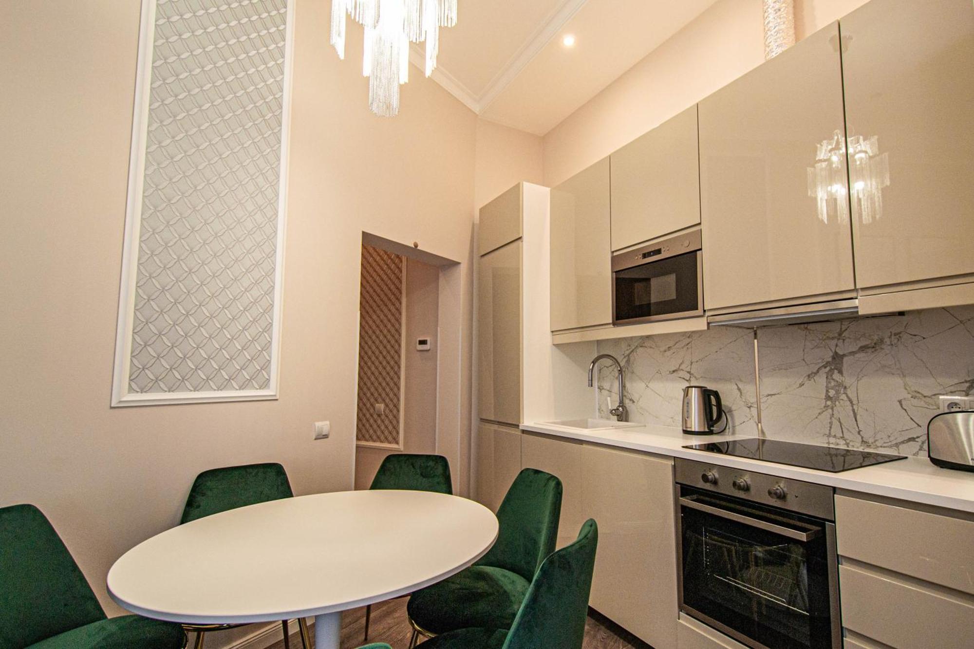 3bdr Elegance Deco Downtown Flat Prague